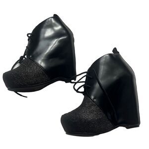 SENSO Diffusion Penny Wedge Booties